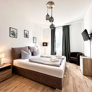  Apartment Gleis 1